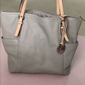 Michael Kors jet set leather tote